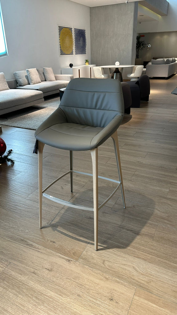 SILLA DE BAR HEY - Cuero Gris
