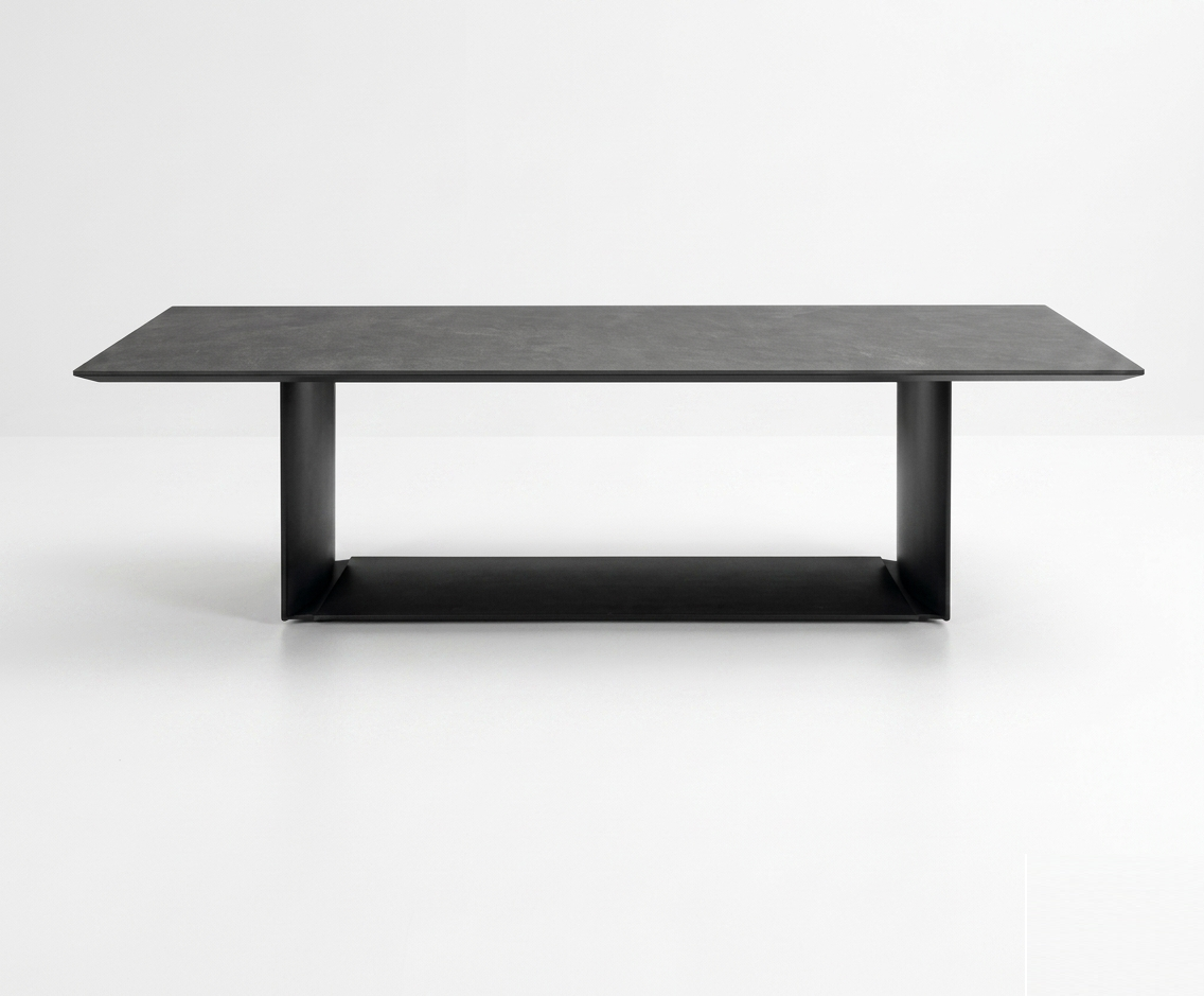 MESA DE COMEDOR BRISTOL
