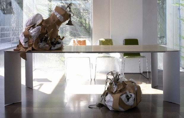 MESA DE COMEDOR EVO - Blanco y Walnut