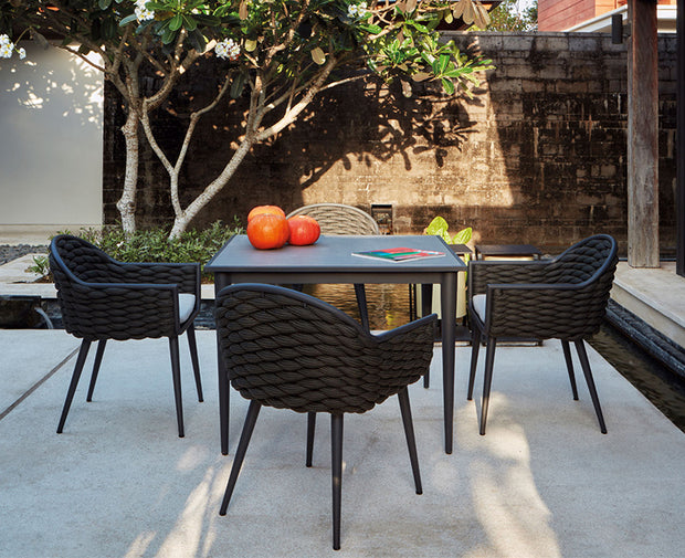 MESA DE COMEDOR DE EXTERIORES SERPENT - Cuadrada